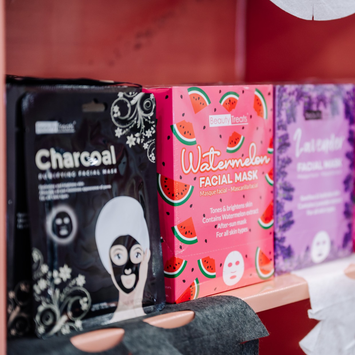 beauty and cosmetics l – wholesale lots ready for resale