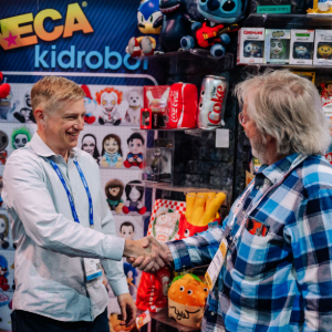 Reach thousands of diverse buyers